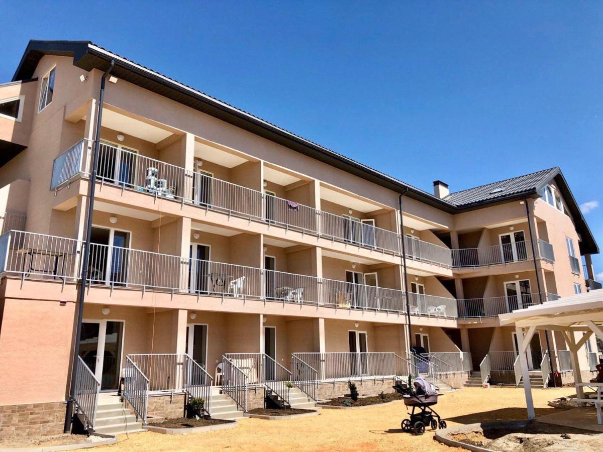 Family Hotel Gribovka Exterior photo