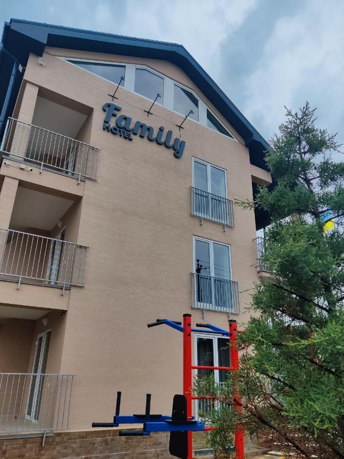 Family Hotel Gribovka Exterior photo